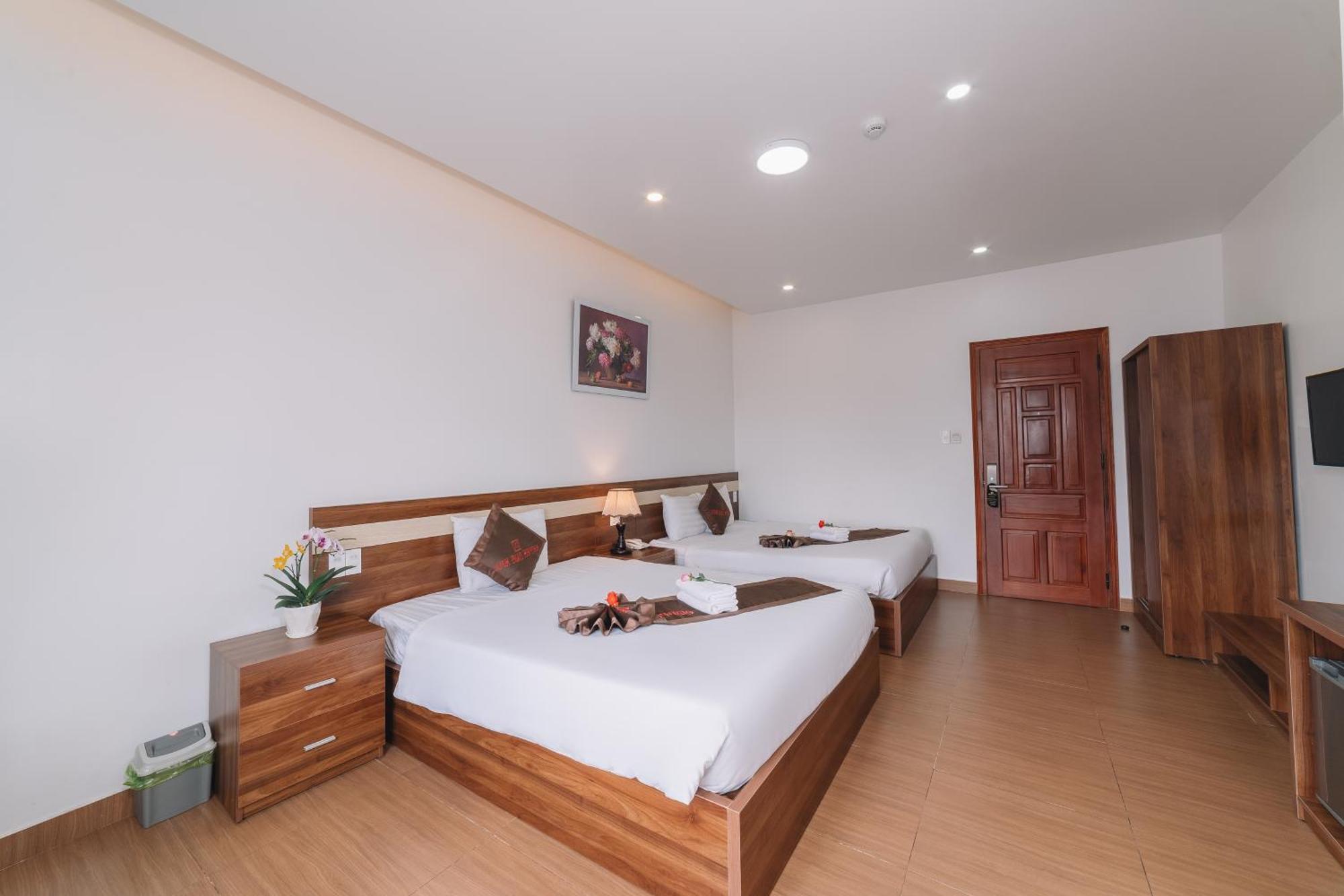 Anh Duc Hotel Da Lat City Exterior photo