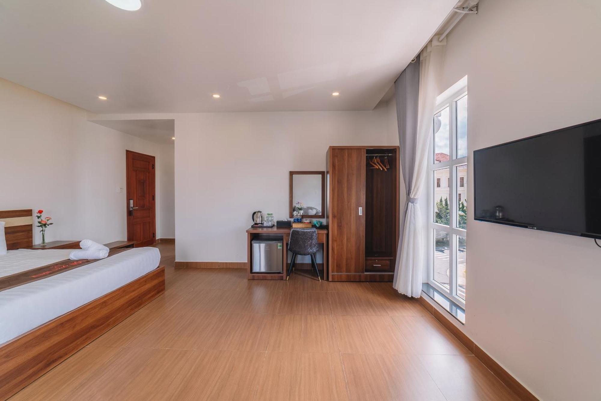 Anh Duc Hotel Da Lat City Exterior photo