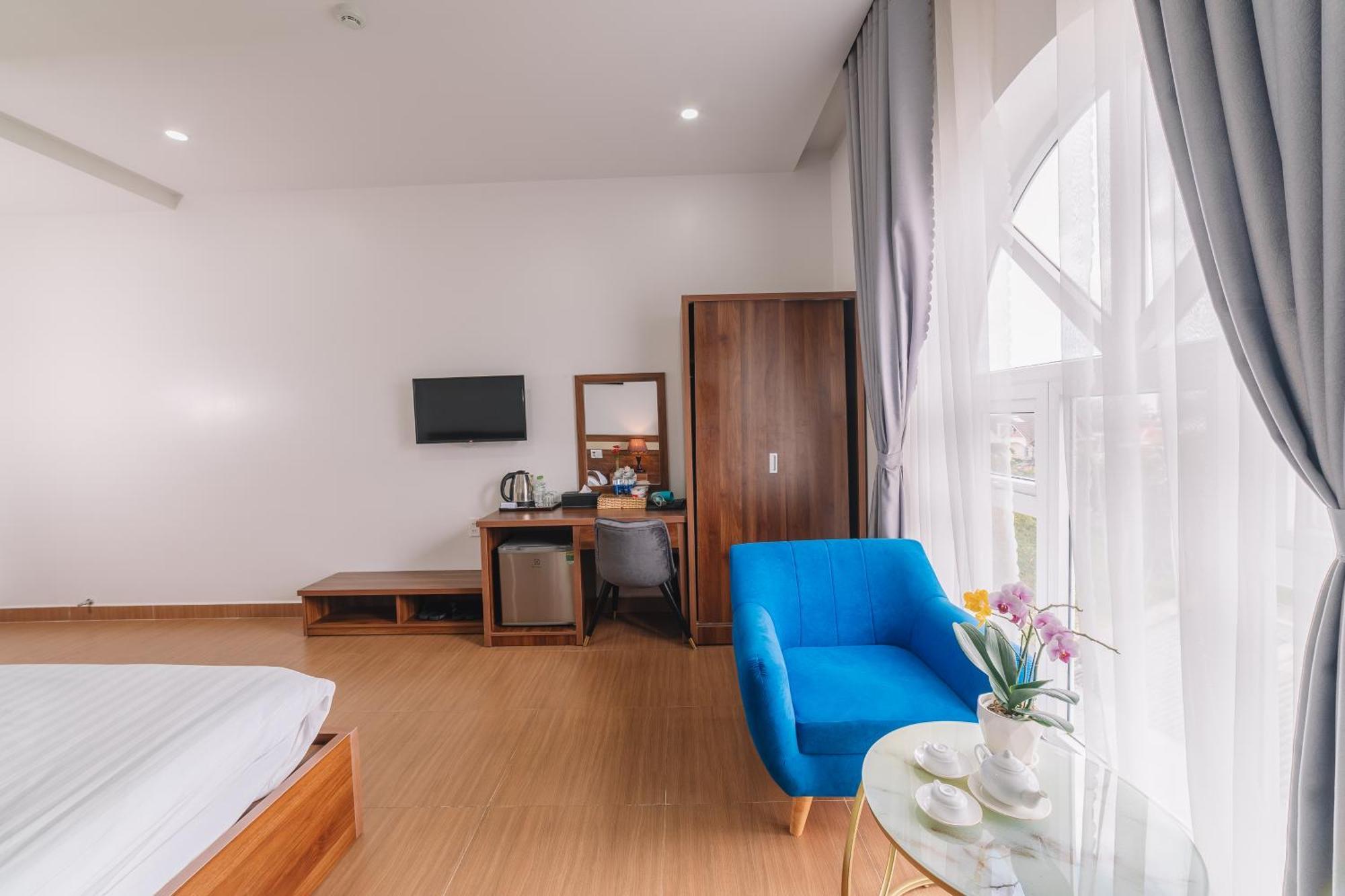 Anh Duc Hotel Da Lat City Exterior photo