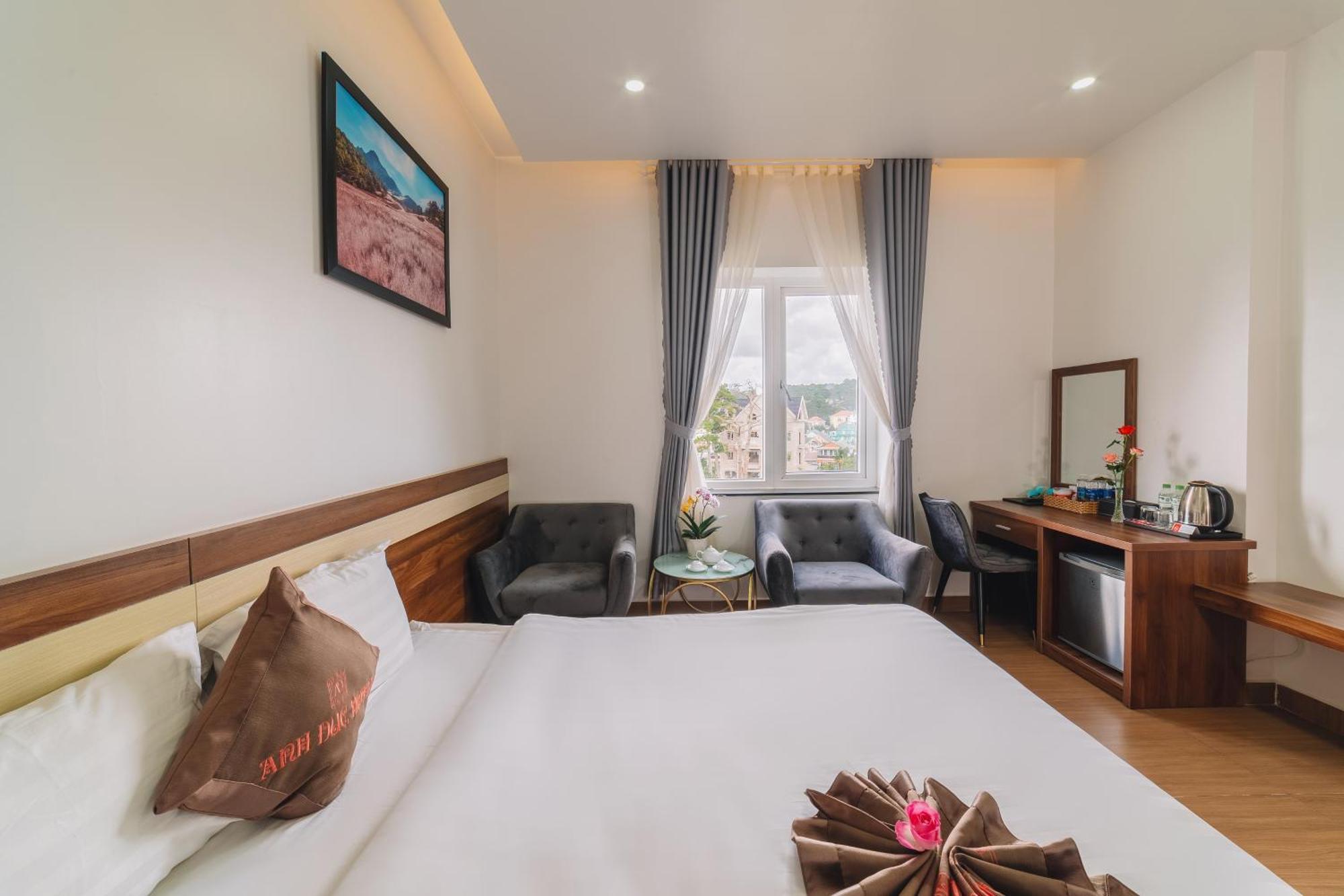 Anh Duc Hotel Da Lat City Exterior photo