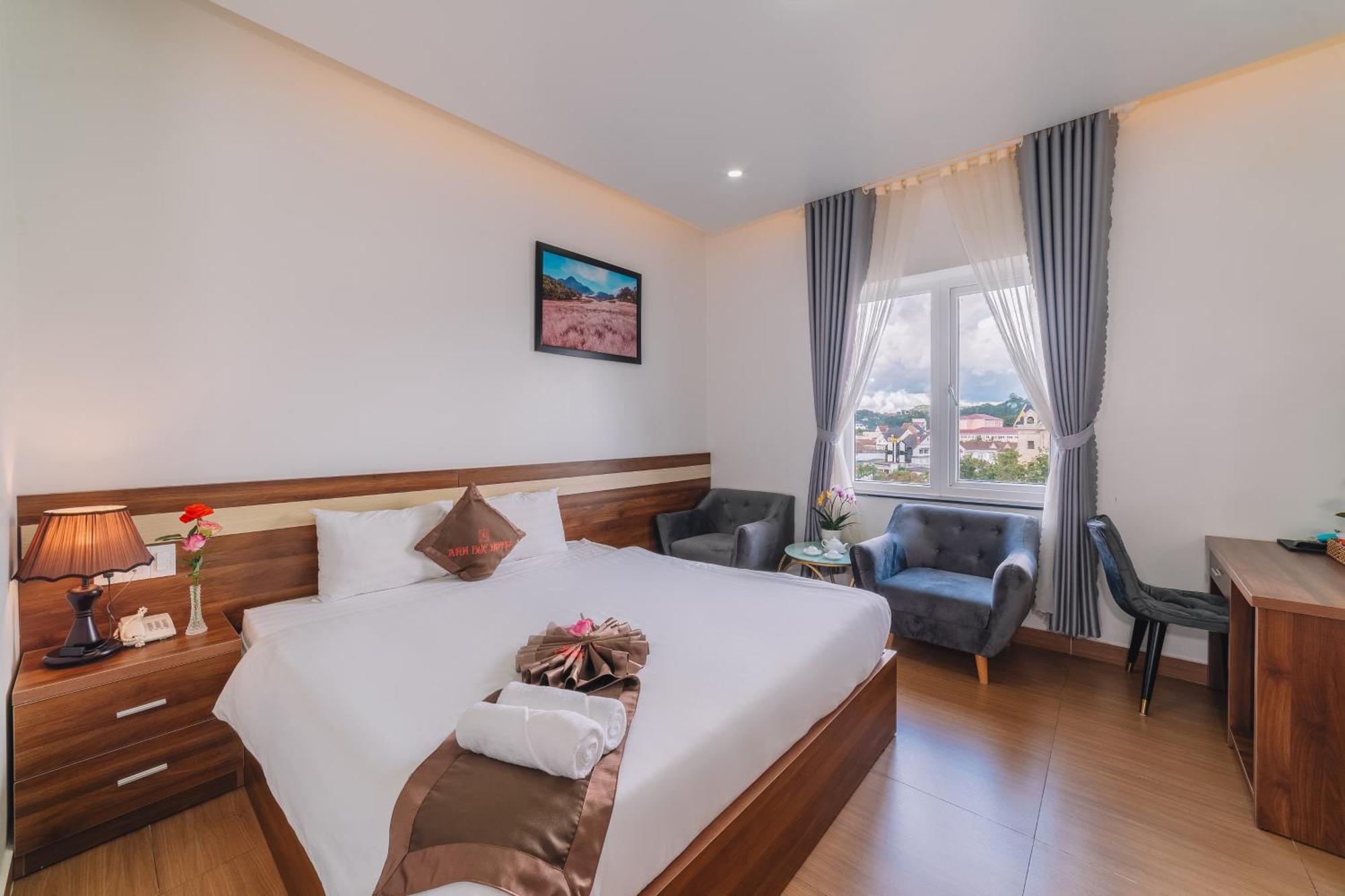 Anh Duc Hotel Da Lat City Exterior photo