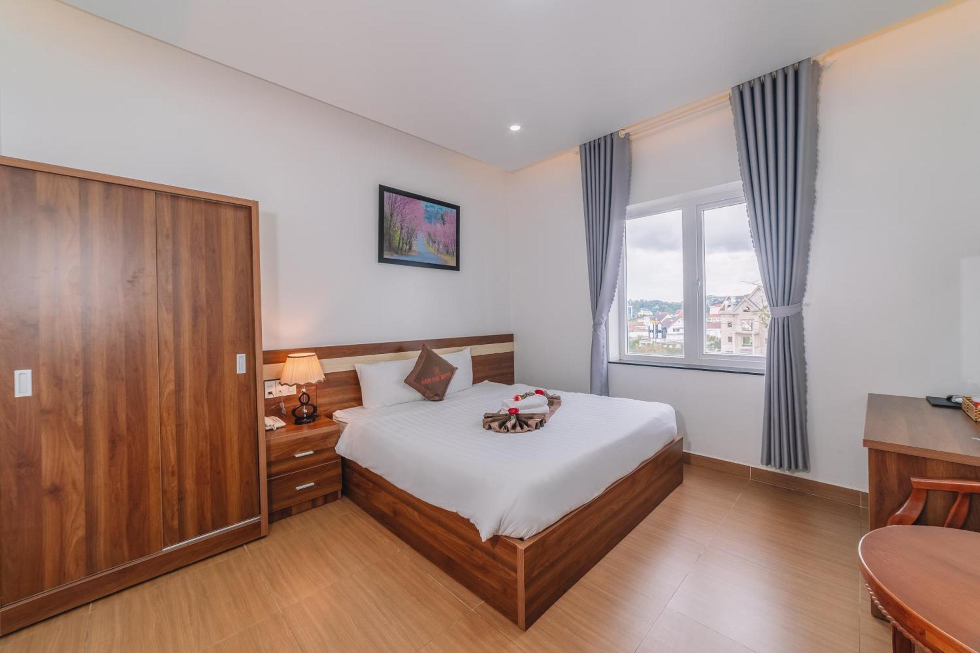Anh Duc Hotel Da Lat City Exterior photo